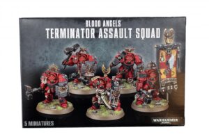 Blood Angels Terminator Assault Squad: five detailed miniatures in red armor for Warhammer 40,000.