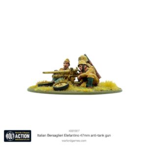 Bersaglieri soldiers prepare the Elefantino anti-tank gun in a detailed World War II model.