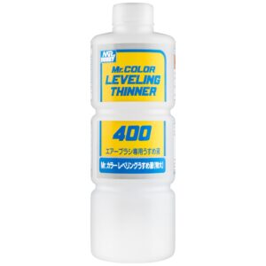 Mr. Color Leveling Thinner 400, essential for model painting and precision application.