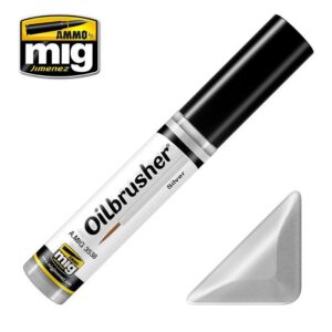 Precision painting tool: Oilbrusher by Ammo by Mig Jimenez with applicator for detailed model work.